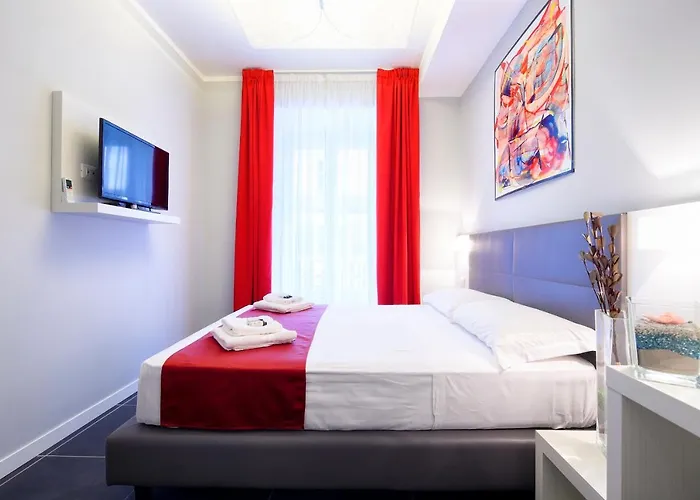 Nearhome Smart Suites 4 *