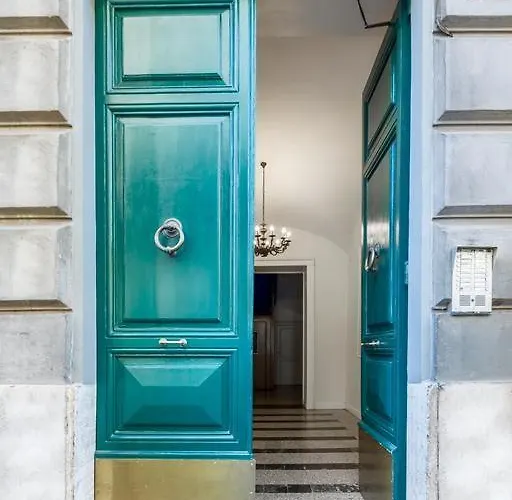 Pensión Nearhome Smart Suites 4 *